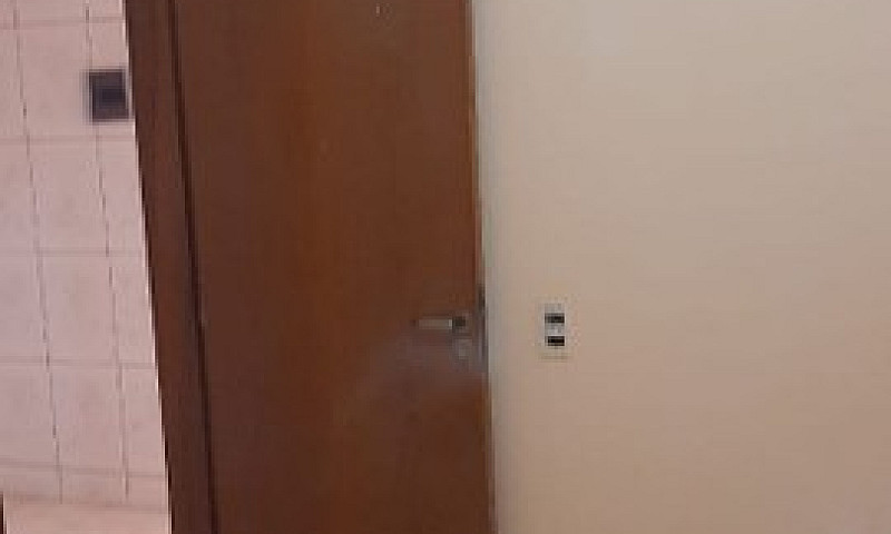 Apartamento De 1 Qua...