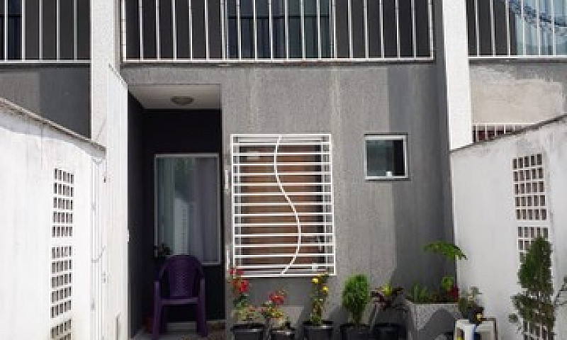 Alugo Casa Dúplex Em...