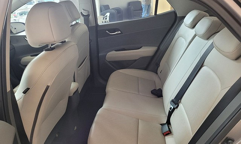 Hyundai Hb20S ...