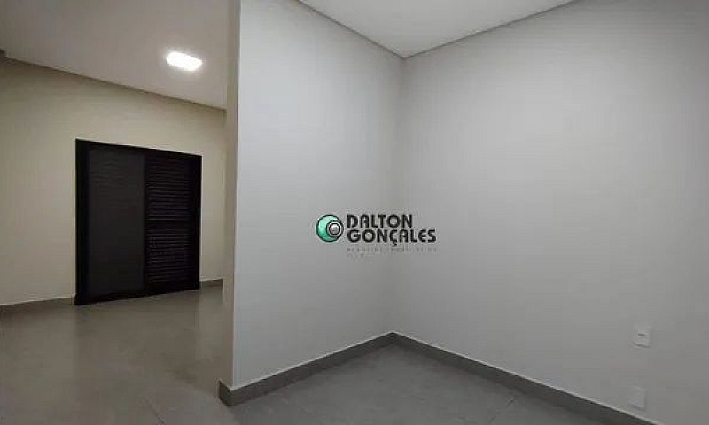 Casa De Condomínio P...