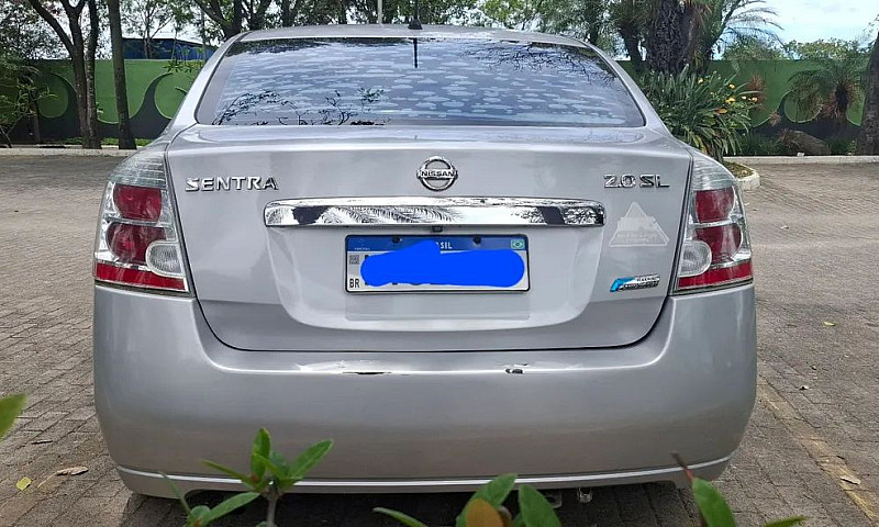 Nissan Sentra Sl 2.0...