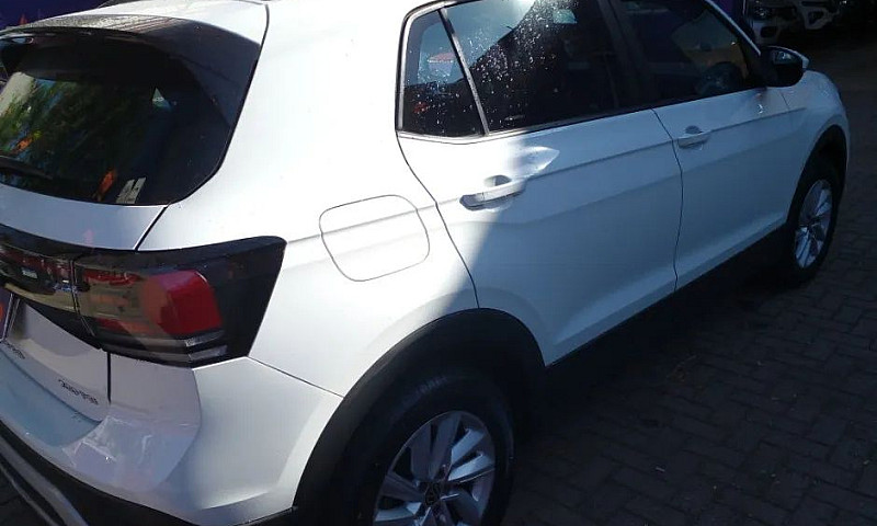 Volkswagen T-Cross 1...