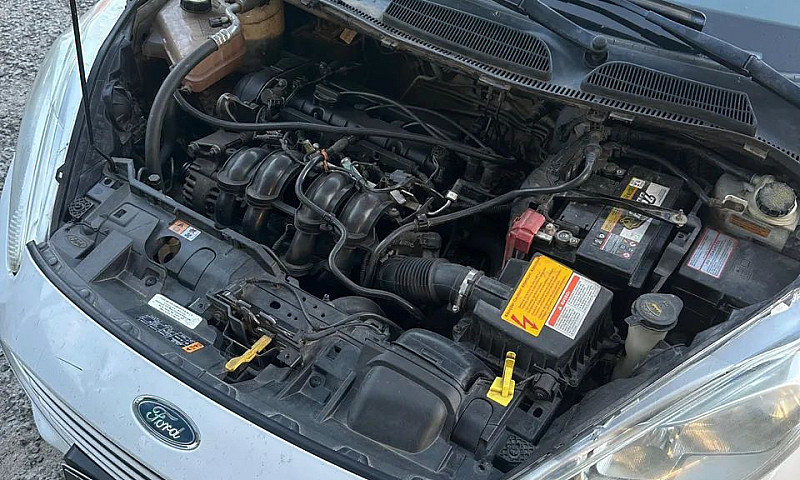 Ford Fiesta Sedan Se...