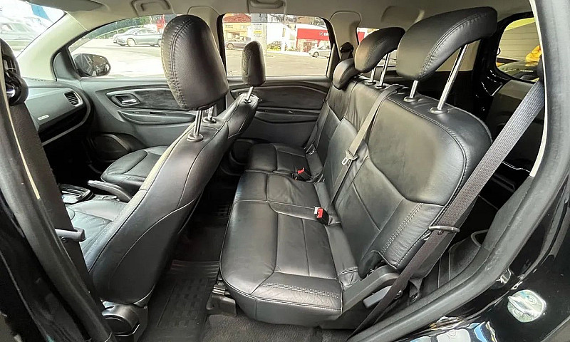 Chevrolet Spin Activ...