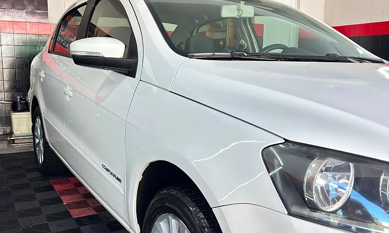 Volkswagen Voyage Co...