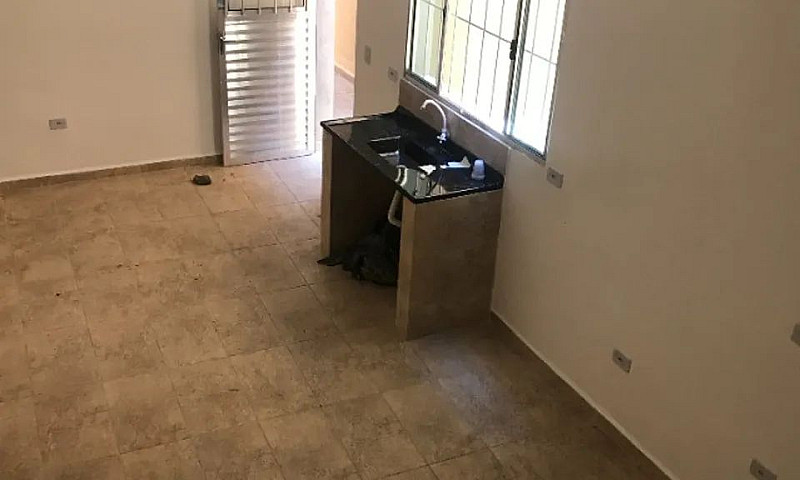 Sobrado 2 Dorms R$ 1...