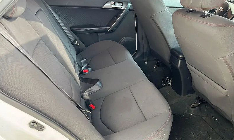 Kia Motors Cerato 1....