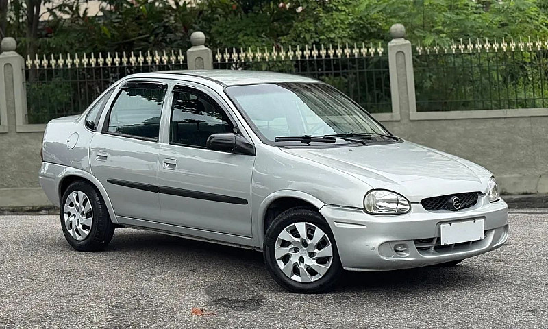 Chevrolet Corsa Sed....