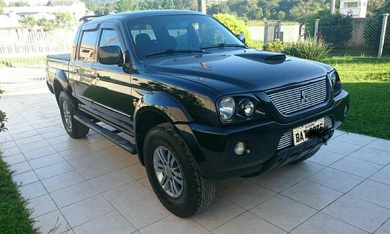 L 200 Outdoor Sport...