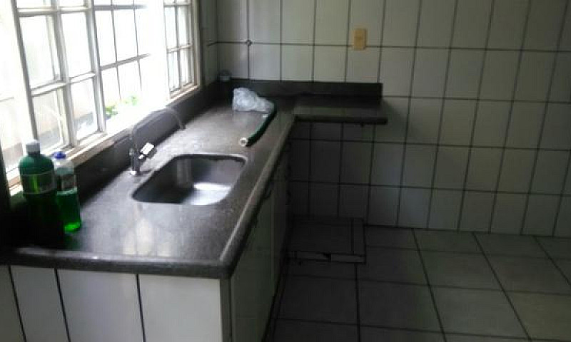 Casa Em Condomínio U...