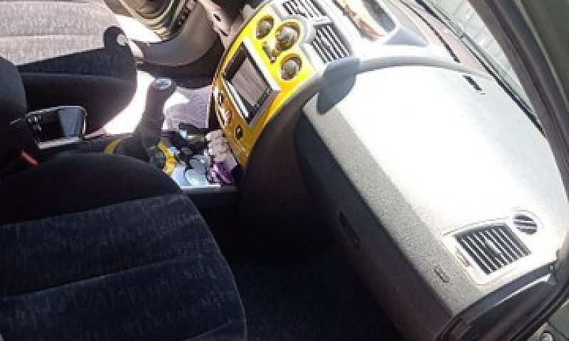 Vende Um Renault Meg...