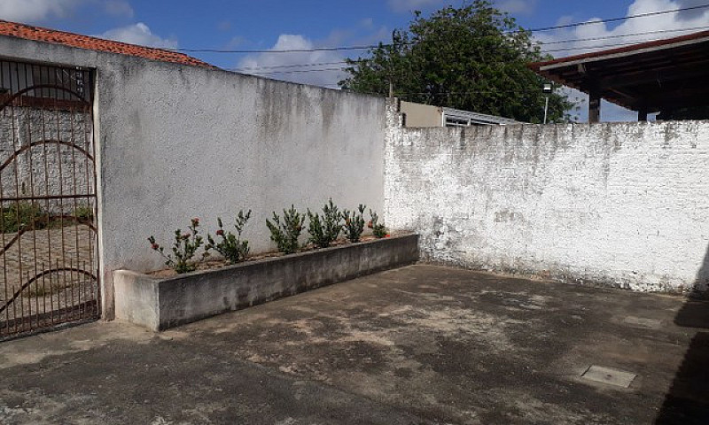 Aluguel De Casa Em C...