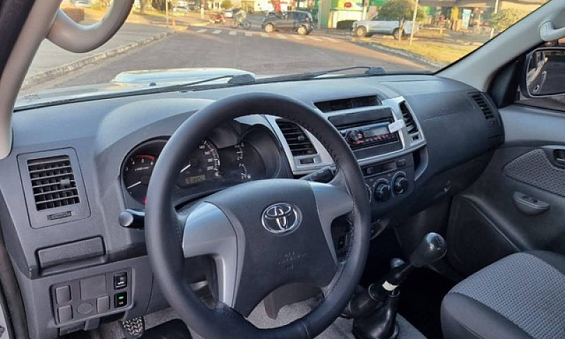 Hilux Sr 3.0 D4-D 4X...