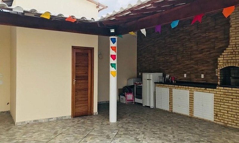 Casa Recentemente Re...