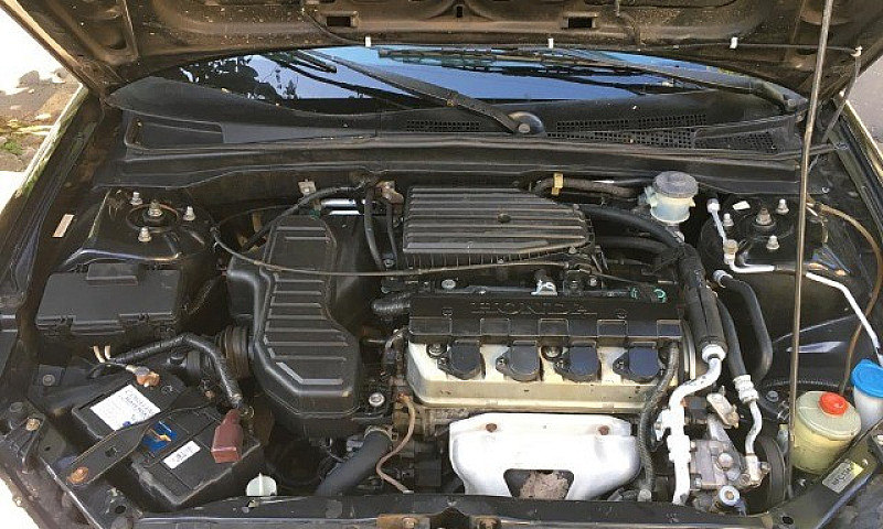Honda Civic 1.7 Aut....