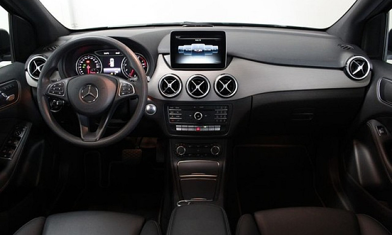 Mercedes B200 7G Tro...