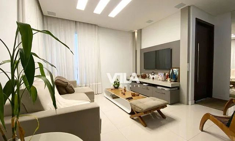 Casa Com 3 Dormitóri...