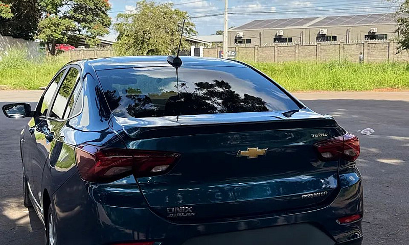 Chevrolet Onix Plus ...