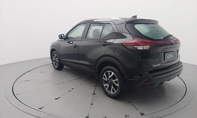 Nissan Kicks Sense 1...