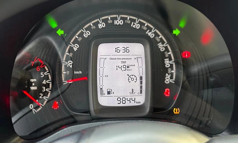 Fiat Mobi Trekking 2...