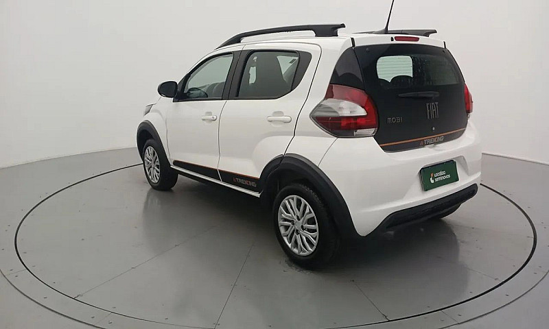 Fiat Mobi Trekking 1...