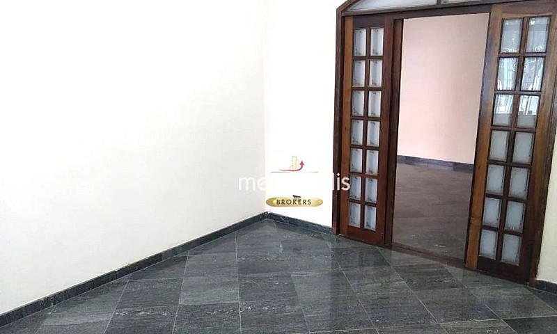 Sobrado À Venda, 205...