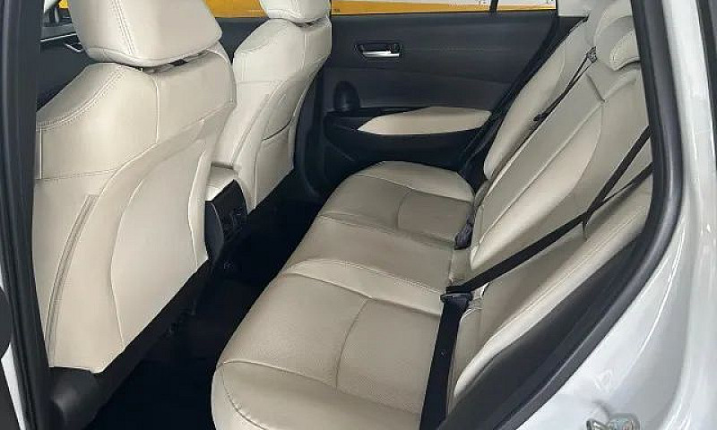 Corolla Cross Xrx 2....