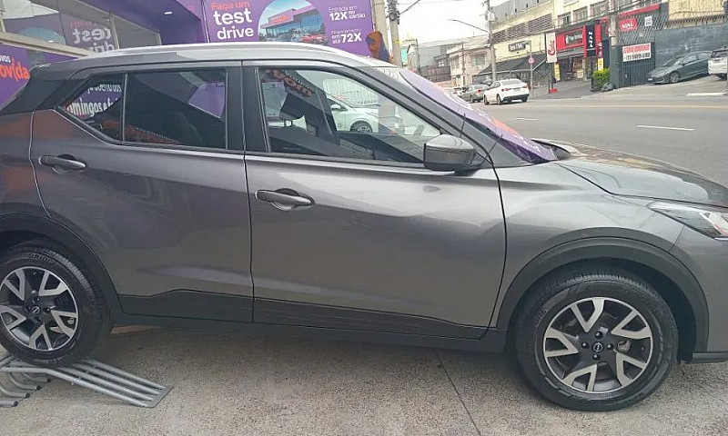 Nissan Kicks Sense 1...