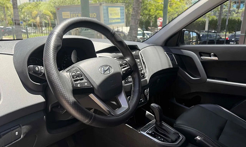 Hyundai Creta Action...