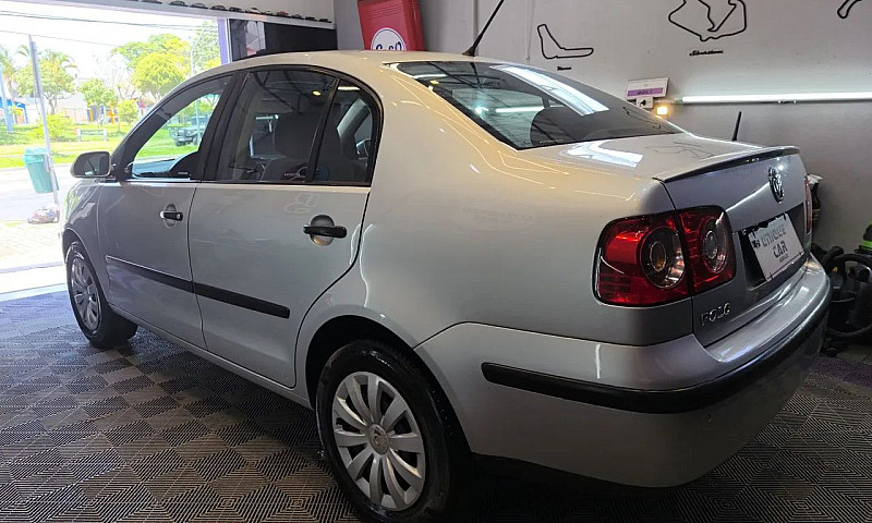 Volkswagen Polo Seda...
