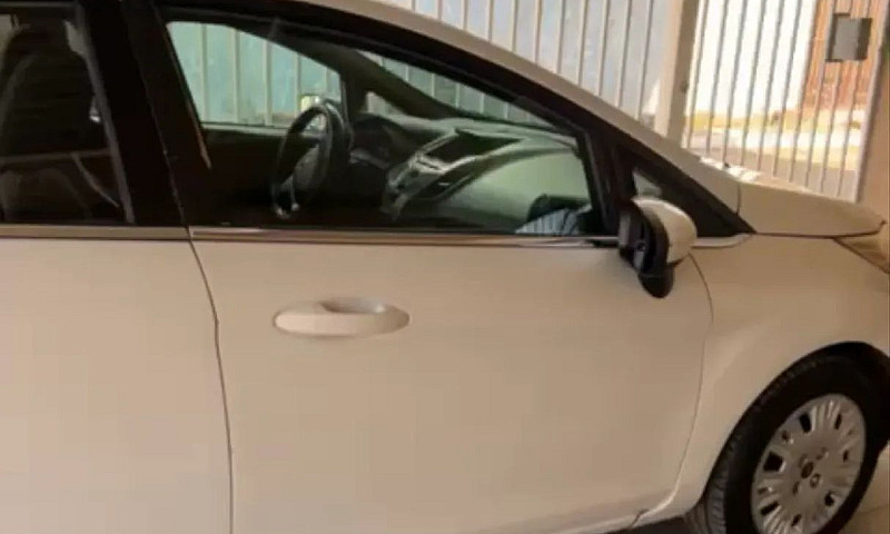 Ford Fiesta Sedan Se...