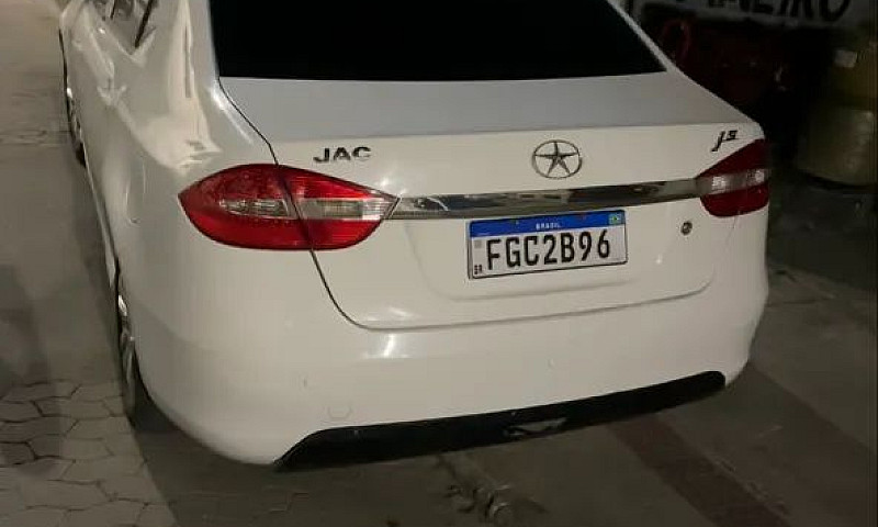 Jac J5 Sedan 1.5 16V...
