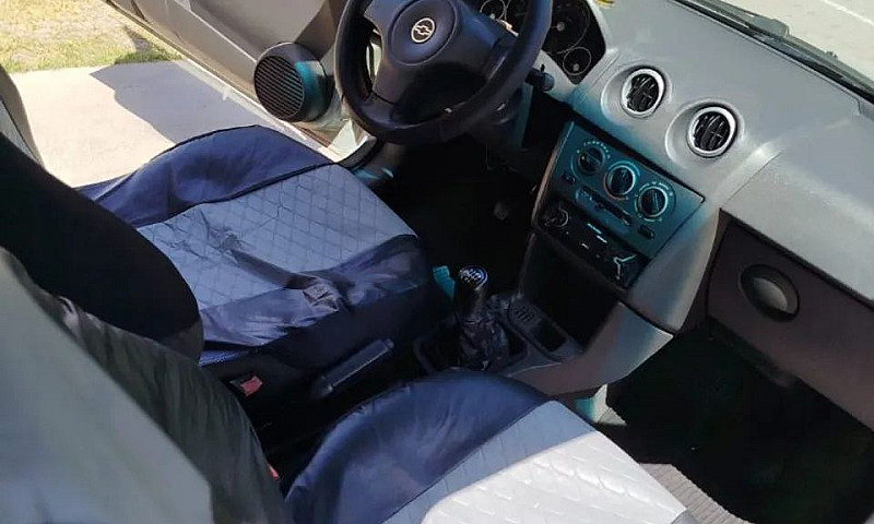 Chevrolet Prisma Sed...