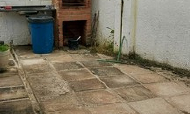 Alugo Casa De 3 Quar...