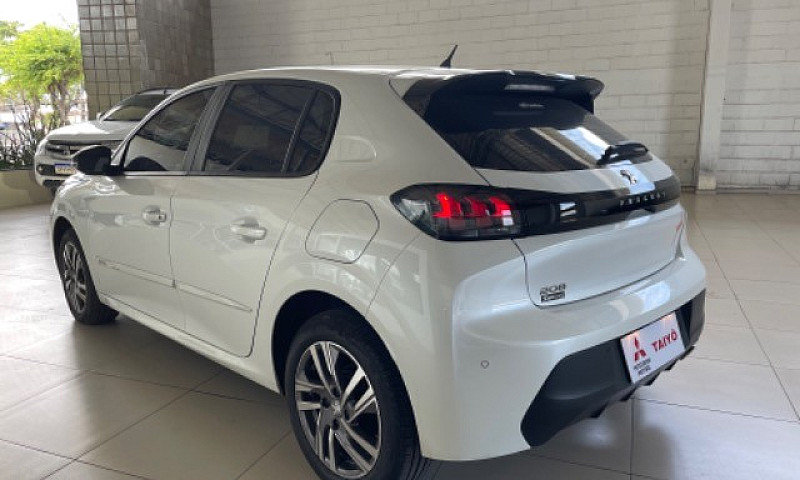 Peugeot 208 Grife / ...