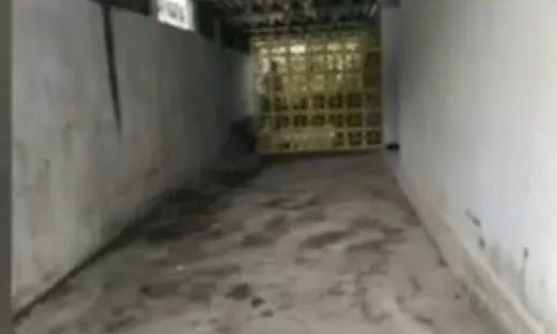Vende-Se Esta Casa C...