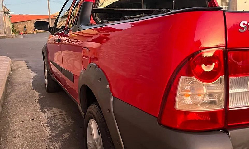 Fiat Strada Trekking...