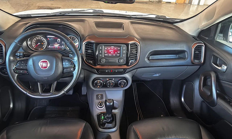 Fiat Toro Volcano 2....