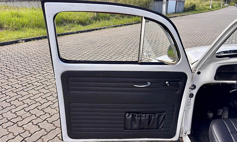 Volkswagen Fusca 130...