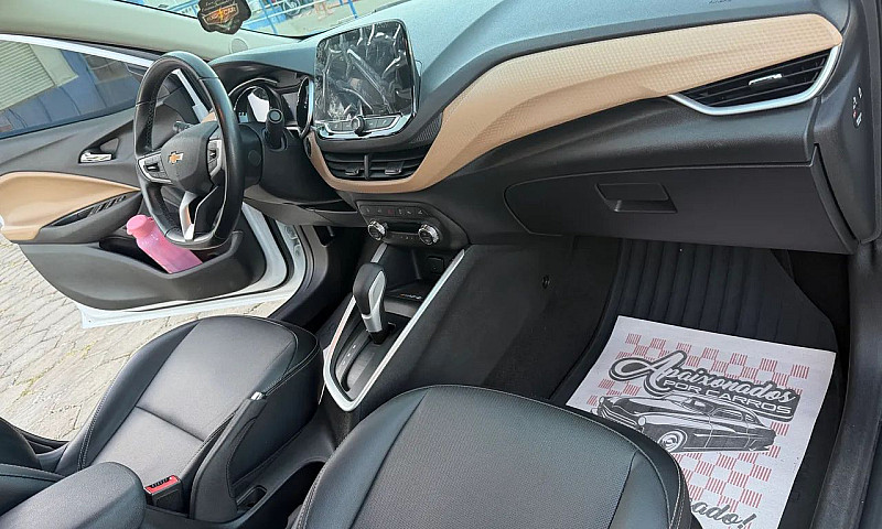 Chevrolet Onix Sedan...