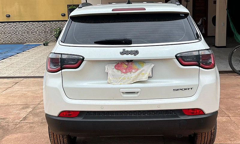 Jeep Compass Sport 2...