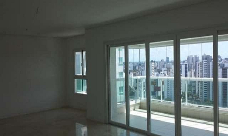 Apartamento 4 Suítes...