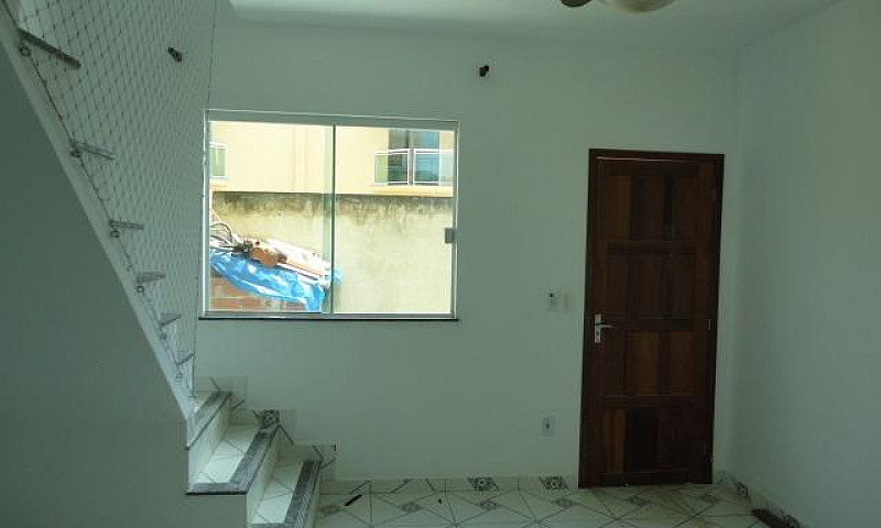 Casa Duplex Em Monjo...