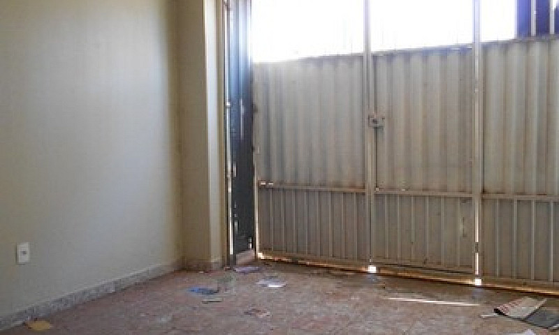 Apartamento De 02 Qu...