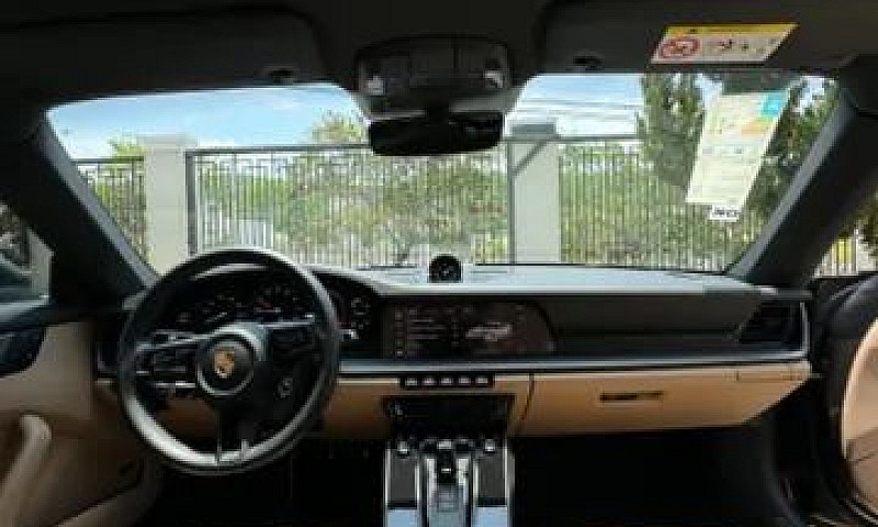 911 Carrera 2022 - I...