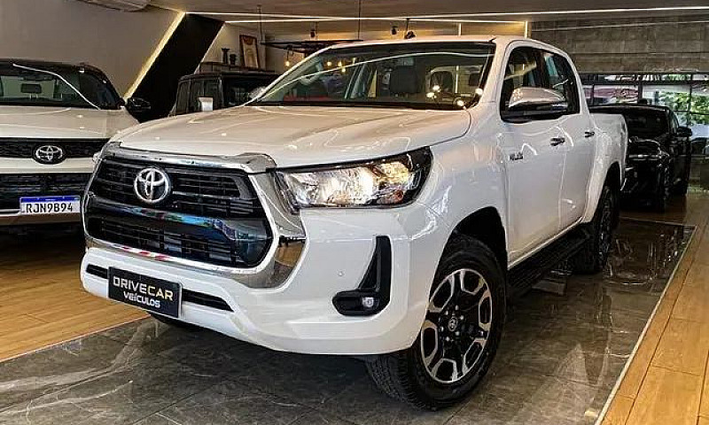 Hilux Cd Srv 4Fd 202...