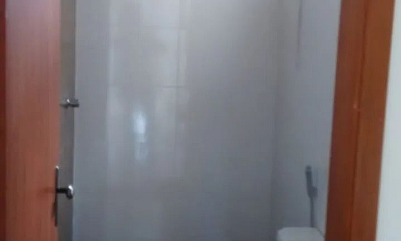 Apartamento À Venda...