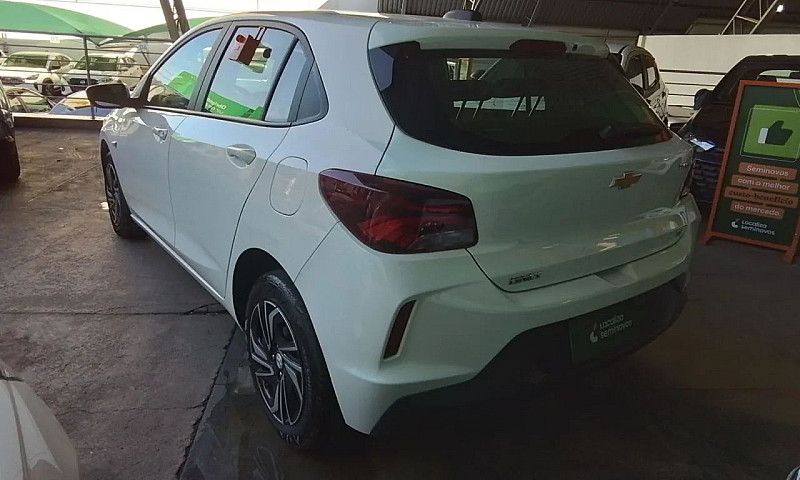 Chevrolet Onix Hatch...