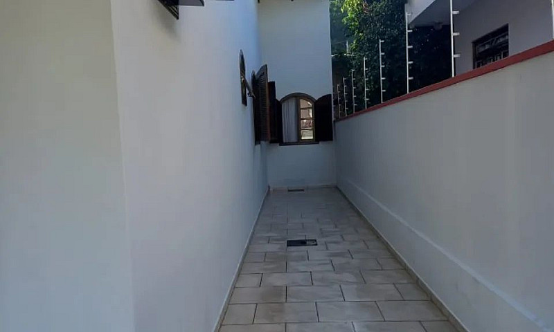 Vende-Se Casa Mobili...