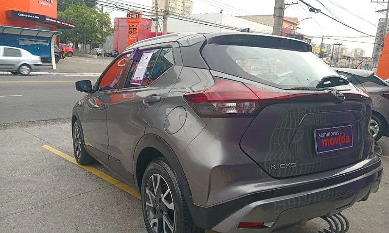 Nissan Kicks Sense 1...